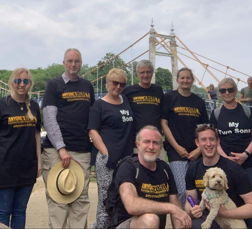 fe00af00-08e4-4ef4-8bb6-5ada88cc6e3a